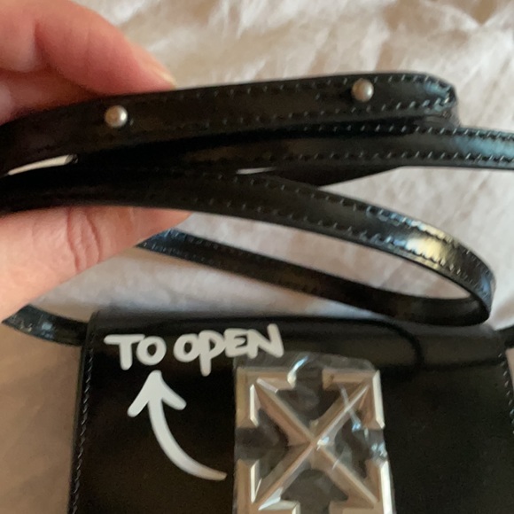 Jitney 0.7 Rent Money Leather Crossbody Bag - Picture 11 of 13